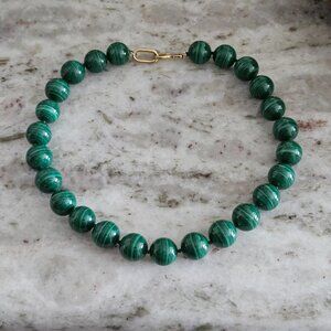 RARE HEAVY VINTAGE ESTATE GUMP'S GUMPS ALICE KUO GREEN MALACHITE NECKLACE STRAND
